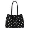 Bolso de terciopelo de lunares retro de gran capacidad para mujer, nuevo bolso de hombro casual de otoño 2026, bolso tote popular para ir al trabajo