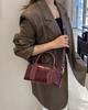 2025 Nova Bolsa de Couro Grande Capacidade Moda Elegante Couro Feminina Baotou Couro Bovino Curtido Vegetal Design de Nicho