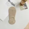 Calcetines de barco de corte bajo primavera y verano calcetines de algodón para mujer calcetines finos de agujero calcetines de malla invisibles moda simple color liso combinan con todo calcetines para aire acondicionado