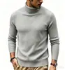 Nova coleção outono e inverno masculina: Estilo europeu e americano, cor sólida, listrado verticalmente, suéter de malha slim fit, suéter quente, camada base, roupas masculinas