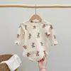 Mameluco de algodón puro para bebé 2026 otoño cómodo de manga larga mameluco ropa de bebé para niños y niñas dibujos animados súper lindo atuendo para gatear