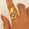 Anillo Abierto de Acero Inoxidable Estilo Ins Europeo y Americano con Líneas Geométricas Recortadas Combinación de Colores Dorado y Plateado Anillo Esférico de Acero de Titanio Transfronterizo