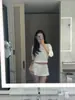 En Stock Otoño 2026 Nuevo Coreano Dongdaemun Sencillo Color Sólido Ajustado Cuello Redondo Manga Larga Camiseta Top para Mujer