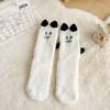 Calcetines de terciopelo coral para otoño e invierno, calcetines de suelo para mujer, calcetines de dormir de medio terciopelo, calcetines de tubo gruesos y cálidos de invierno con dibujos de gato