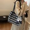 Otoño e Invierno Bolso de Lana de Gran Capacidad Bolso Nuevo para Mujer Bolso de Hombro para Viajeros que Combina con Todo Bolso Tote para Estudiantes Universitarios