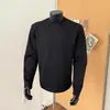 Camiseta de Manga Longa para Homem Primavera e Outono 2026, Moletom Patchwork Desconstruído com Ombro Normal, Camiseta Básica Cleanfit com Gola Pequena