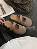 Zuecos feos-bonitos estilo bosque primavera y otoño exterior retro perezoso Birkenstock 2026 nuevos medio zuecos cerrados para mujer