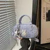 Bolso de mano moderno y lindo para mujer, nuevo bolso cruzado popular otoño 2026, bolsa pequeña personalizada de dibujos animados