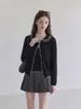 Moda de menina doce estilo coreano: cardigã de tricô preto com gola Peter Pan, gravata borboleta, mangas compridas, top feminino outono 2026, conjunto de duas peças