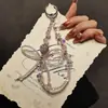 Alça de Celular de Morango Fashion e Fresca com Laço e Cristais Contas Pulso Curto Corrente de Mão