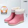 Botas de Chuva Curtas da Moda para Mulheres, com Cordão, Adulto, Forradas com Lã, Espessadas, Novo Estilo Versátil, à Prova de Frio, Quentes, Antiderrapantes, Calçados Aquáticos para Mulheres