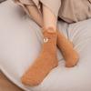 Calcetines de Maternidad Nuevos Calcetines de Piso Bordados Fabricante Mayorista Otoño e Invierno Engrosados Calientes Que No Sueltan Pelusa Calcetines de Coral Fleece para Dormir