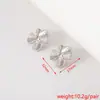 Brincos Texturizados de Alta Qualidade Europeus e Americanos da Moda para Mulheres, Design Tridimensional de Flor e Estrela do Mar em Aço Inoxidável, Brincos Simples de Nicho
