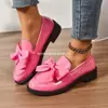 Zapatos transfronterizos europeos y americanos, nuevos estilos de otoño, zapatos pequeños de cuero estilo británico, zapatos de lazo multicolor 2026, zapatos planos para mujer, venta al por mayor, tallas grandes