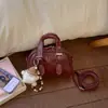 Bolsa Pequena Texturizada para Mulheres 2026 Nova Coleção Primavera e Verão Bolsa de Mão Retrô Moderna e Versátil Bolsa Almofada Transversal