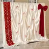 Decoración de boda, bata de mañana, fondo para fotos, escena de boda, montaje de habitación nupcial, dormitorio, decoraciones en forma de corazón y arreglos florales