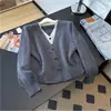 Cardigã de malha retro falso de duas peças com decote em V 2026, suéter casual solto feminino estilo francês, peça externa da moda