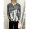 Camiseta Pulôver Masculina de Manga Longa Falsa Duas Peças, Marca de Luxo Tendência, Nova Camisola Masculina Listrada Casual Versátil de Outono