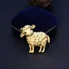 Colección de Año Nuevo 2026: Broche de Cordero del Zodiaco Dorado, un pasador elegante y con estilo para mujer, perfecto como accesorio o regalo de Año Nuevo