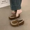 Zapatos de mujer tipo mocasín peludos, colección otoño/invierno 2026, estilo retro, con acabado de gamuza, forro de felpa para abrigar y un diseño cómodo y fácil de usar, similares a las sandalias Birkenstock