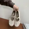 Primer Encuentro Jifa Zapatos Planos Bajos Redondos de Hebilla Única Franceses para Mujer Nueva Llegada de Primavera Blanco Crudo Zapatos Wanwan