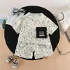 Conjunto de Verano para Niños Nuevo Elegante y Guapo Bebé Niños Estampado Completo Estrella Manga Corta Conjunto de Dos Piezas Ropa Delgada Moderno