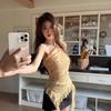 Playera de un hombro para chica sexy 2025 Verano Nuevo Estilo Estilo Francés Asimétrica Floral Cintura Sexy Top Puro Lujuria