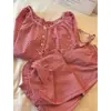 Pijama de cuadros rojos dulces estilo coreano para mujer, nueva colección primavera/otoño 2026, talla grande, manga larga, pantalón largo, adecuado para usar fuera de casa, ropa de estar