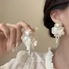 Pendientes de Borlas de Pétalos Explosivos de Verano Elegantes Suaves Franceses Diseño de Lujo Ligero Sentido de la Moda Temperamento Moda Accesorios Únicos para Orejas