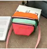 Bolso Pequeño Cuadrado Bordado con Letras Juvenil y Energético, Estilo Pareja, Energético y Salvaje, Bolso Cruzado Casual y Sexy para Camping al Aire Libre