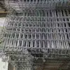 Los fabricantes producen equipos para granjas avícolas y jaulas para pollos, con muchos modelos disponibles para personalización