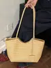 Bolsa Tote Grande Capacidade Coreana para Mulheres, Bolsa de Ombro Elegante e Versátil, Tecida em Relevo Estilo Verão Novo Bolsa de Ombro Grande