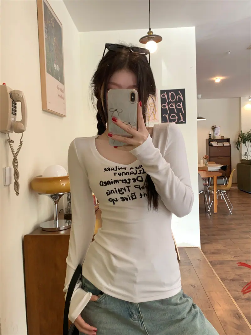 复制_kumikumi辣妹风字母印花长袖T恤女.jpg