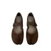Zapatos planos retro de velcro para mujer, nuevo estilo otoño 2026, cómodos zapatos Mary Jane, zapatos de piel de cerdo con dedos separados