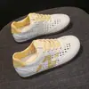 Wangde Xun Sapatos Brancos Femininos Verão Novo Estilo Estilo Acadêmico Item Quente Sandálias Esportivas de Malha Vazada Sapatos de Malha Respiráveis