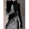 Camisa básica roxa estilo coreano com gola semimédia para mulheres, adequada para outono e inverno, oferece um visual de alta qualidade, afina a silhueta e valoriza o corpo, blusa de tricô para usar por baixo