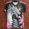 Camisa da Seleção Japonesa 2023 Versão Especial Anime Futebol Little Shin-Chan Traje de Futebol Manga Curta Asa Espacial Grande Esportes de Futebol