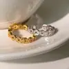 Anillo de Moneda de Cobre Hueco para Mujer, Diseño Abierto Ajustable, Anillo para Dedo Índice de Diseño de Nicho de Alta Gama, Nuevo Accesorio de Mano de Lujo Ligero 2025