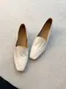 Mocasines Retro de Piel Suave con Punta Cuadrada para Mujer Tacón Bajo Tacón Grueso Simples para el Trabajo y el Día a Día Zapatos Sencillos de Abuela