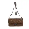 2026 Nuevo Bolso de Cadena Acolchado de Diamantes en Cuero Aceitado y Encerado para Mujer Bolso Cuadrado Pequeño Retro de Alta Gama para Hombro Único o Cruzado Versátil para Viajes