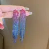 Brincos de Franja Gota d'Água Geométricos Retro Europeus e Americanos com Diamantes, Brincos de Luxo Leve de Alta Qualidade, Acessórios de Orelha Modernos e Exquisitos para Mulheres