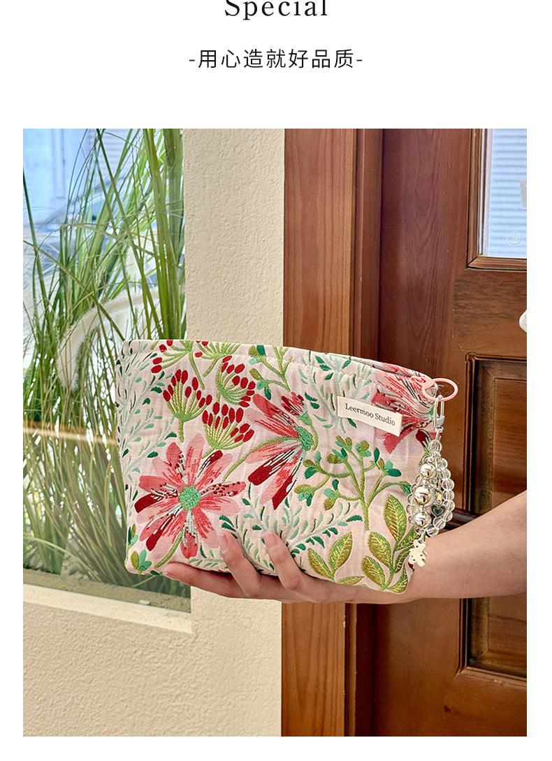 化妆包女大容量便携""