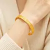 Pulseira Antiga Vietnamita de Ouro de Areia com Abertura Tendência Nacional Flor de Pessegueiro Relevada Flores Ricas Pulseira Versátil Loja de Ouro Joia do Mesmo Estilo