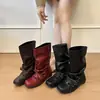Botines bajos planos cuadrados retro versátiles en color café para mujer, nuevo estilo verano 2026, adecuados para combinar con faldas, botines western plisados apilados