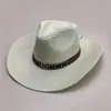 Nuevo estilo europeo y americano cinturón de remaches para exteriores sombrero de mezclilla western para hombres y mujeres protector solar casual moda sombrero de paja venta al por mayor