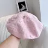 Estilo Pequeno e Perfumado Cinto Fino Chapéu Beret de Flor Outono e Inverno Infantil Chapéu de Pintor Quente Chapéu Doce de Irmã de Voo Chapéu Estilo Japonês de Botão Tendência