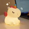 Lámpara de Noche Pequeña y Linda, Lámpara de Mesa Adorable y Creativa, Lámpara Táctil de Silicona con Forma de Nube, Compañera de Sueño Luz de Noche para Niños
