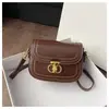 Bolso bandolera para mujer, bolso pequeño popular para mujer, nuevo bolso cuadrado pequeño de moda, simple y versátil, adecuado para ir al trabajo, bolso de mano, bolso de axila