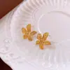 Flor Aguja de Plata Pendientes Colgantes Sencillos de Moda Pendientes de Tuerca Temperamento Vintage Pendientes Lujosos de Alta Gama Ligeros para Mujer