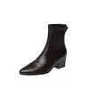 Botines Elegantes de Estilo Coreano con Suela Silenciosa, Versátiles para el Trabajo, Adelgazantes, 2026 Otoño/Invierno, Tacón Medio Grueso, Punta Fina, Elásticos que Abrazan la Pierna, Botines Cortos para Mujer